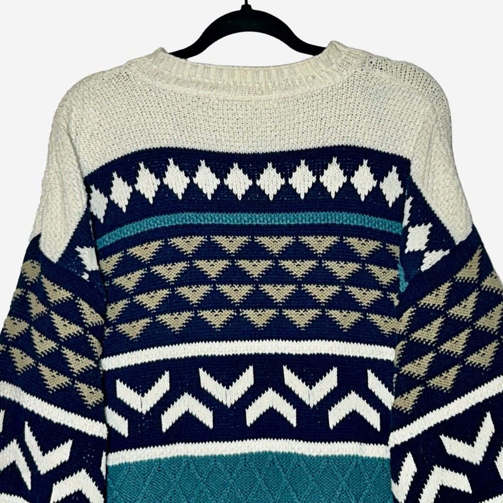 Vintage John Weitz Preppy Geometric Holiday Sweater in Green, Tan, & Cream, M - Picture 4 of 9